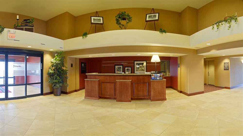 Hampton Inn Dubuque Exteriér fotografie