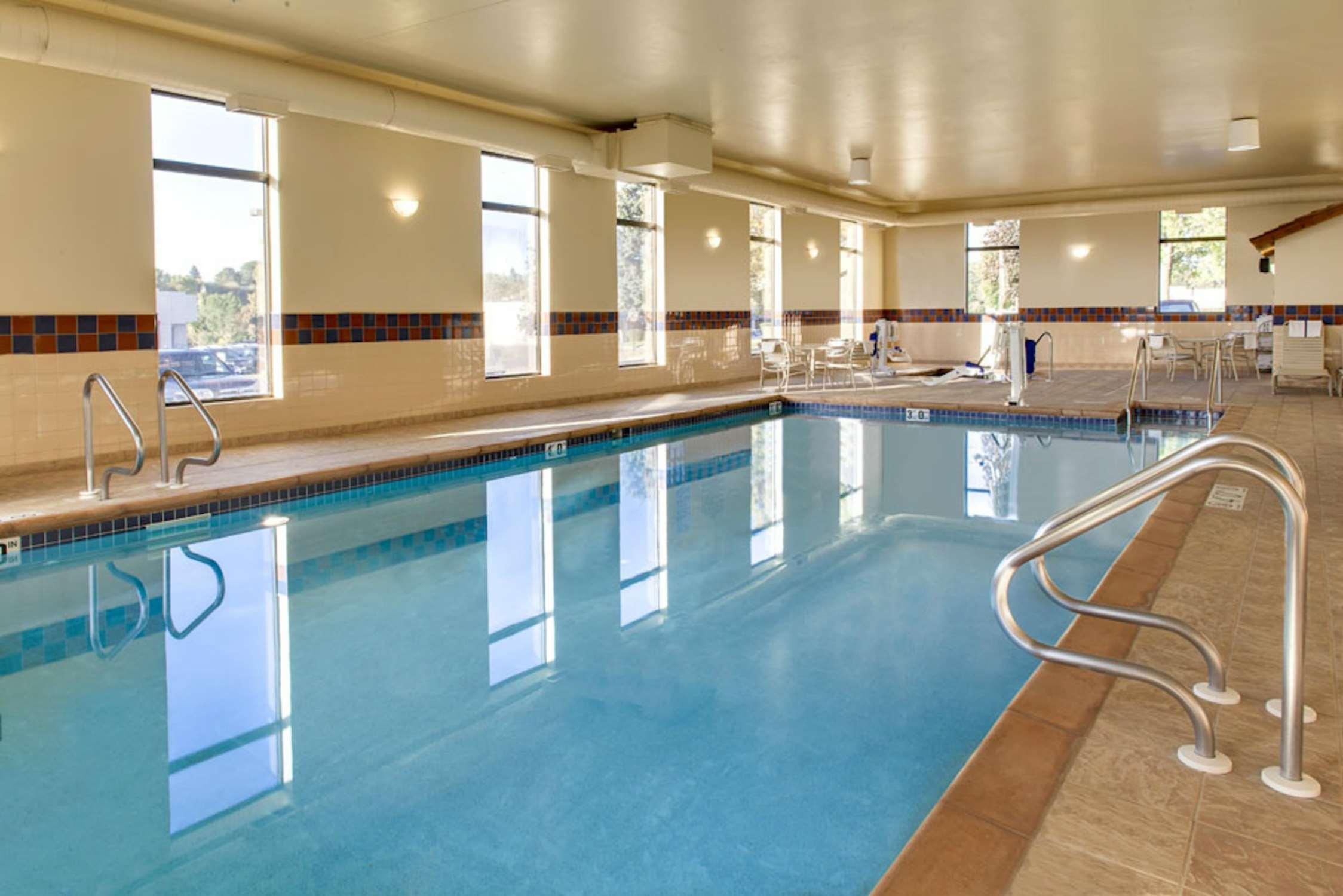 Hampton Inn Dubuque Exteriér fotografie