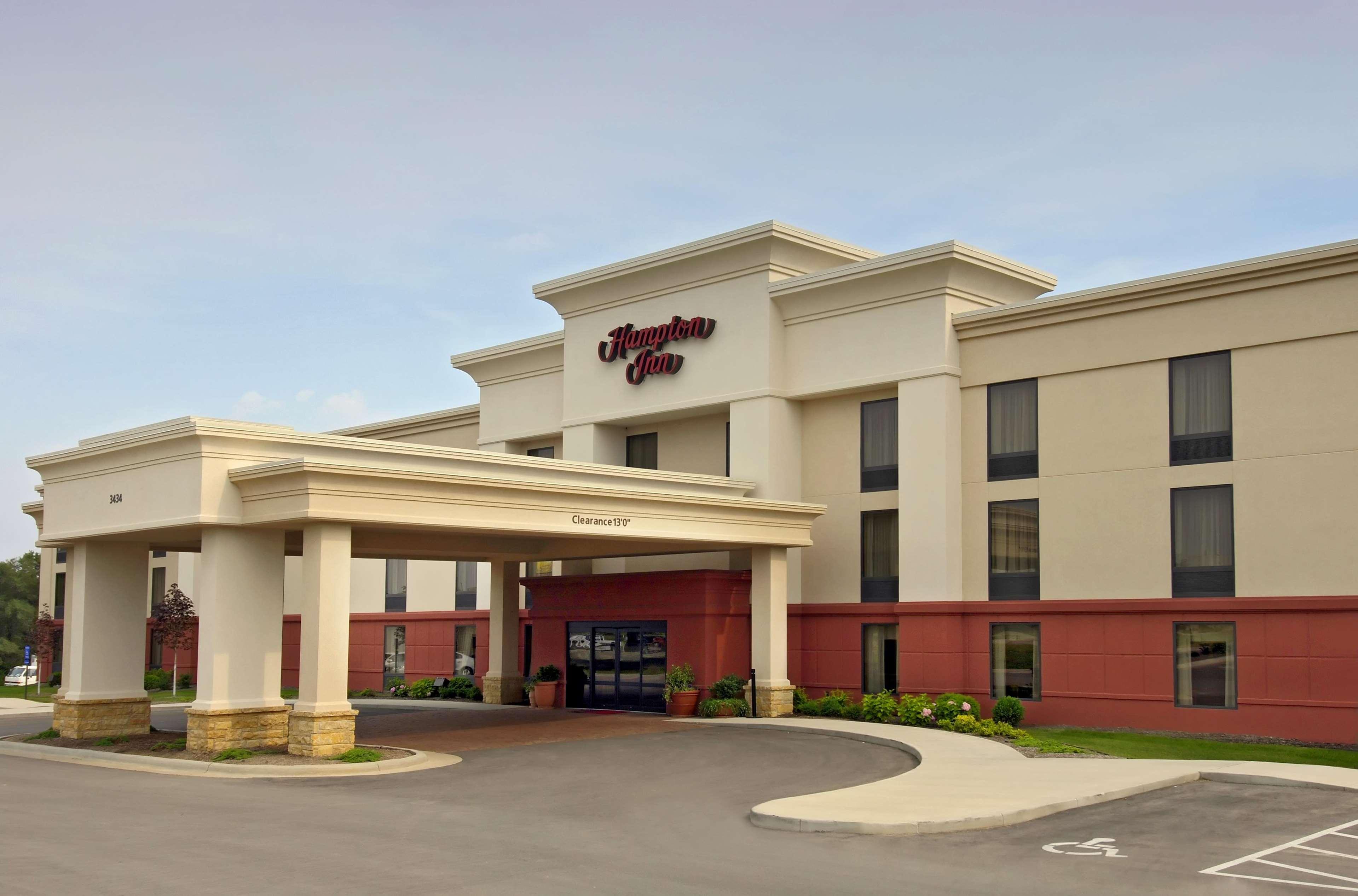 Hampton Inn Dubuque Exteriér fotografie