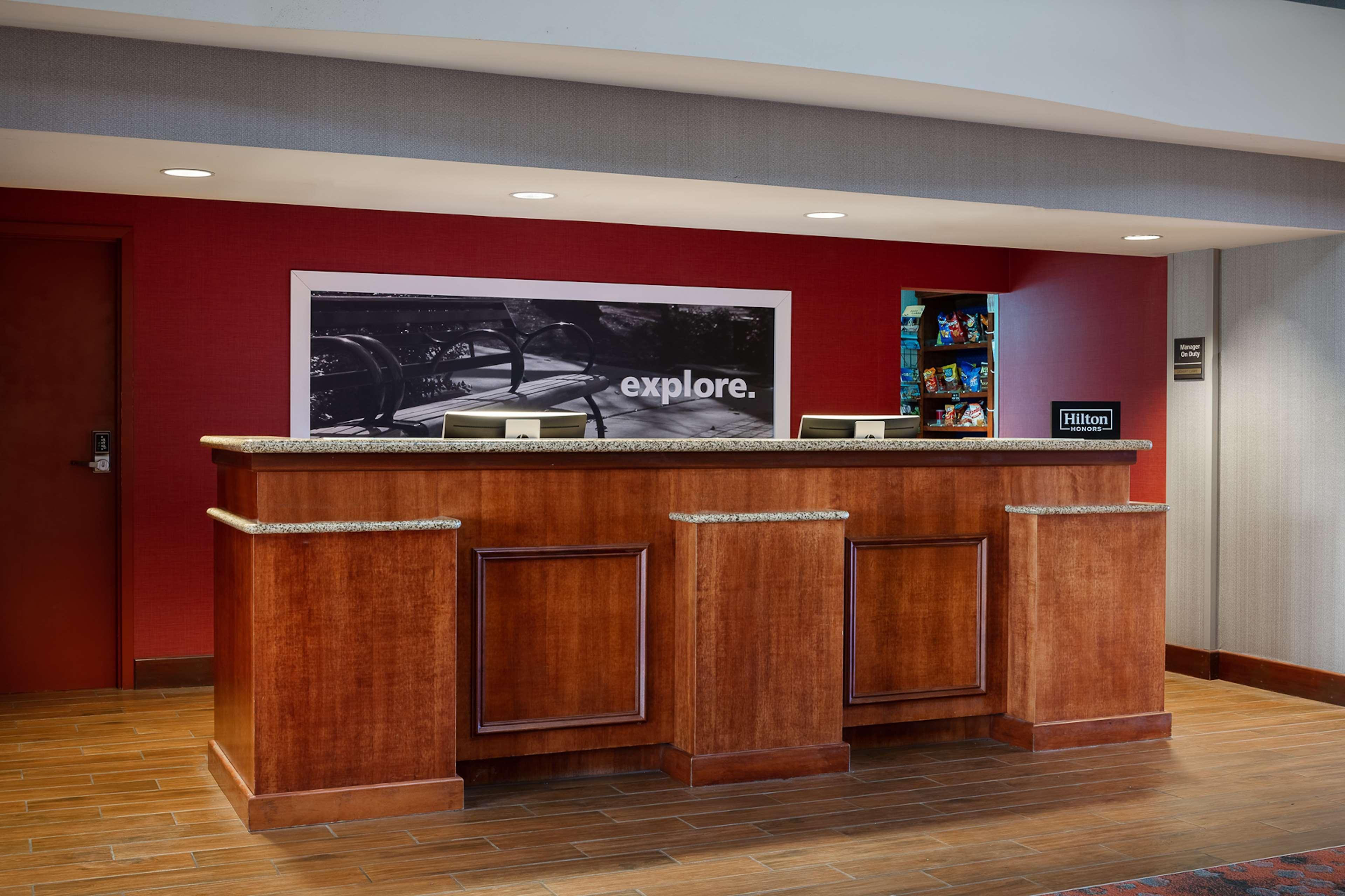 Hampton Inn Dubuque Exteriér fotografie
