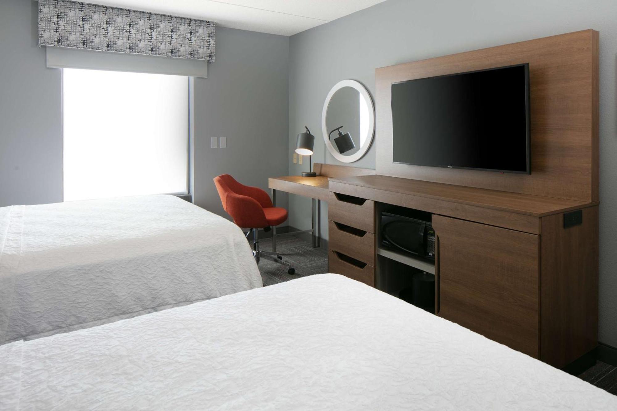 Hampton Inn Dubuque Exteriér fotografie