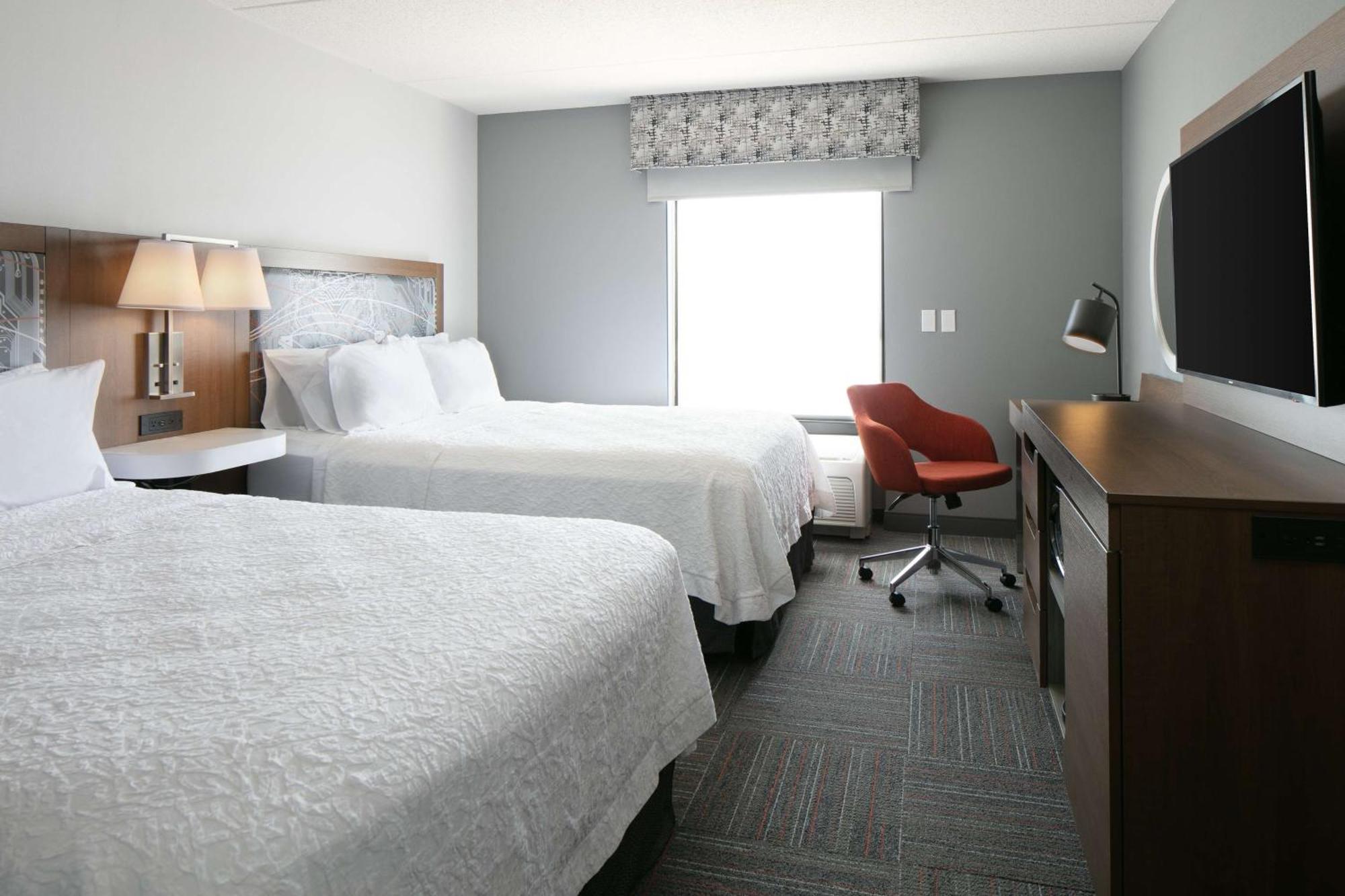 Hampton Inn Dubuque Exteriér fotografie