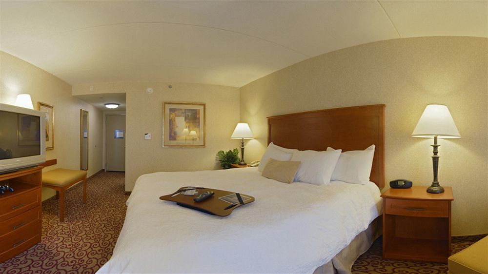 Hampton Inn Dubuque Exteriér fotografie