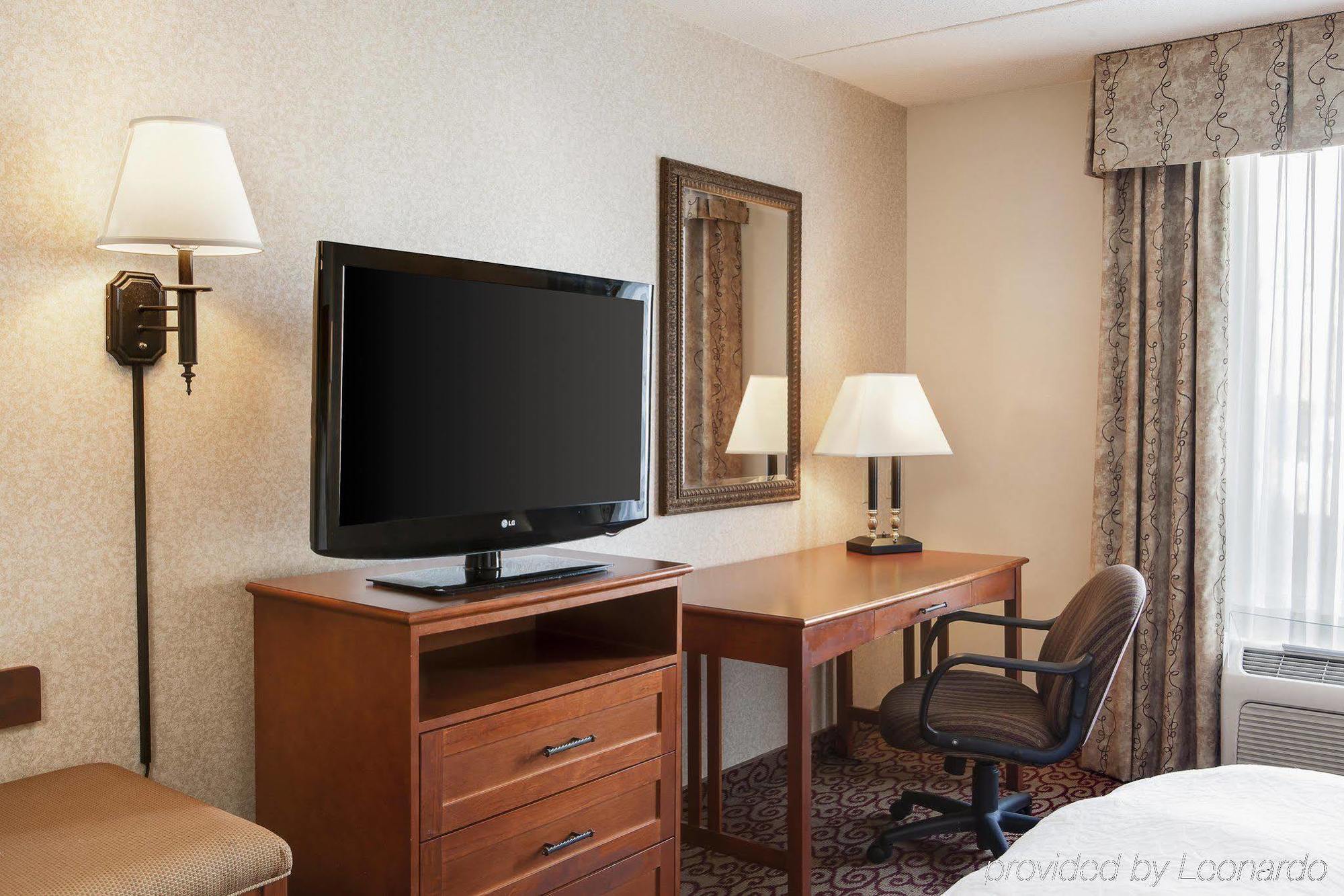 Hampton Inn Dubuque Exteriér fotografie