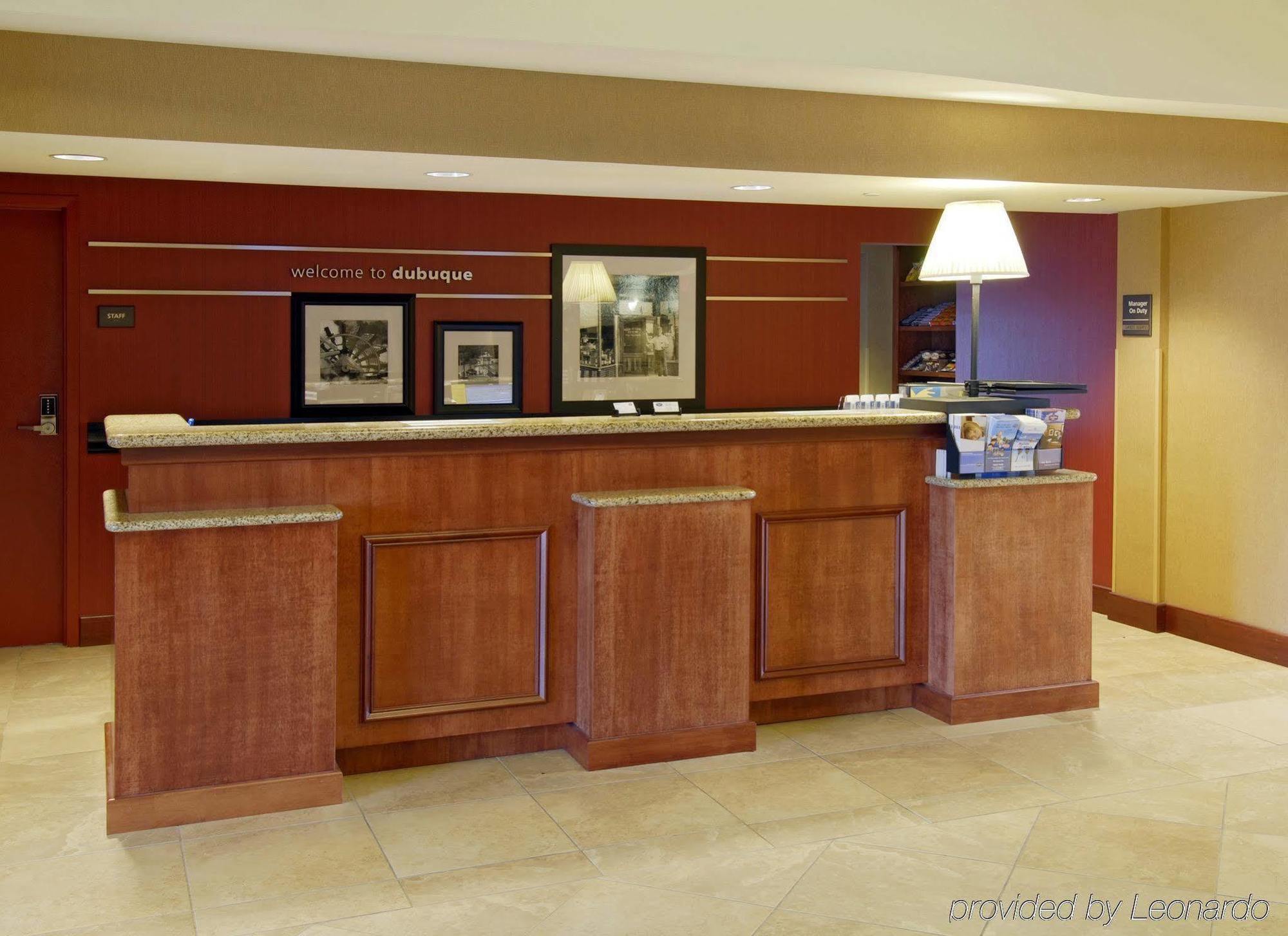 Hampton Inn Dubuque Exteriér fotografie