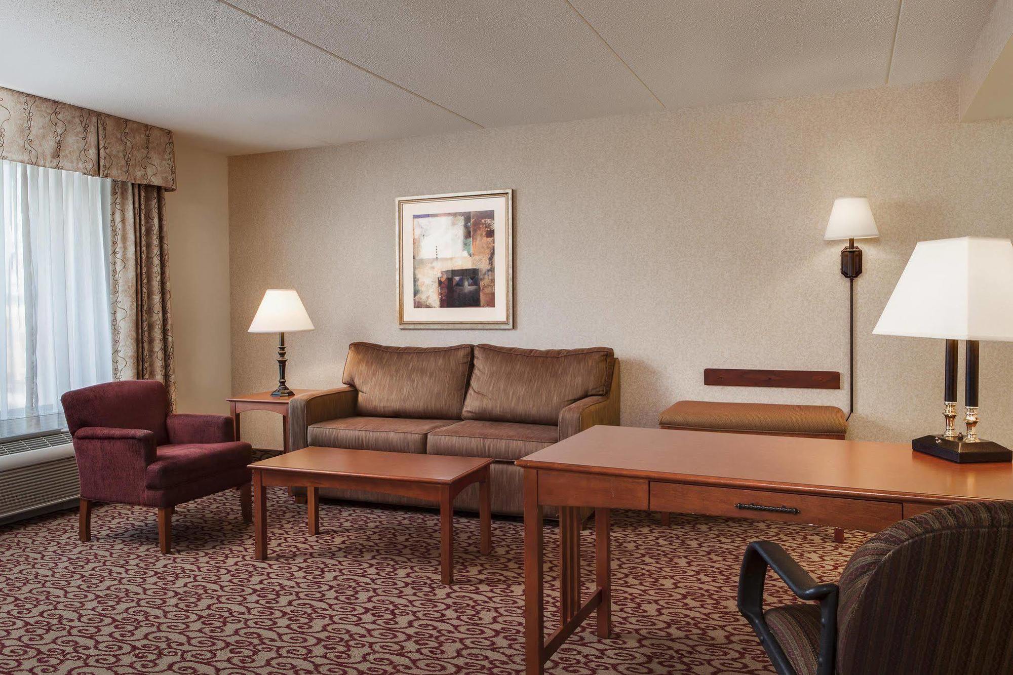 Hampton Inn Dubuque Exteriér fotografie